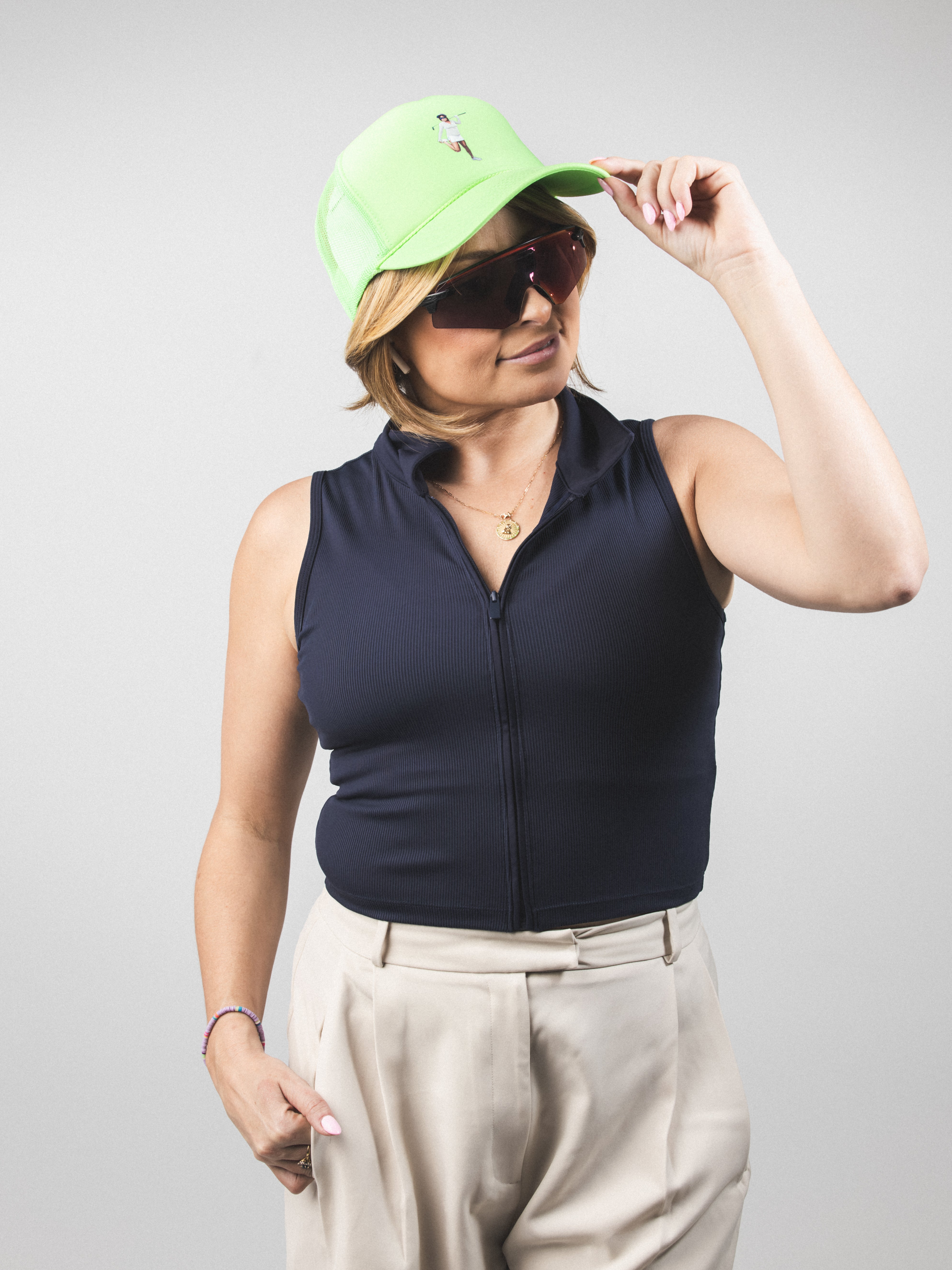 *ULTRA NEW* ENTITLED STRIKE A POSE SIGNATURE TRUCKER IN NEON VODKA LIMEADE